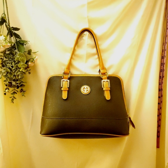 Giani Bernini Accessories - Giani Bernini Saffiano Satchel Minimalist  Trendy Black Faux Leather